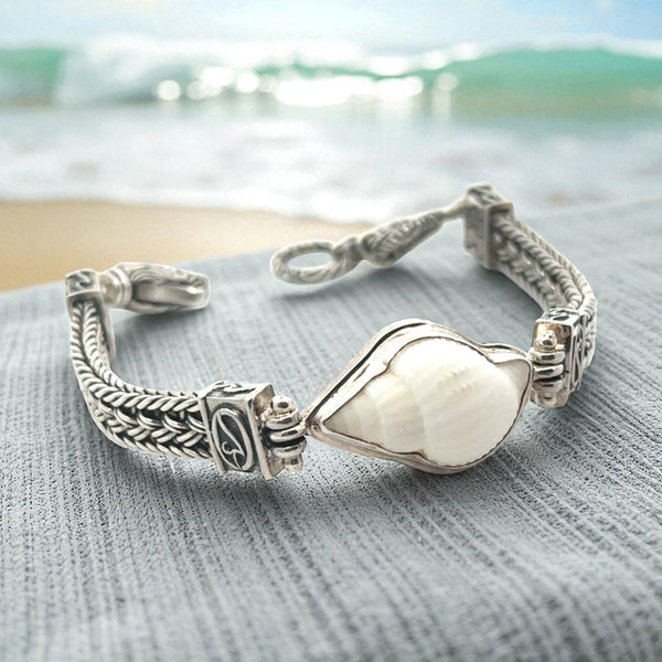 Albino Nutmeg on the Marco Adjustable Bracelet - Ocean Soul