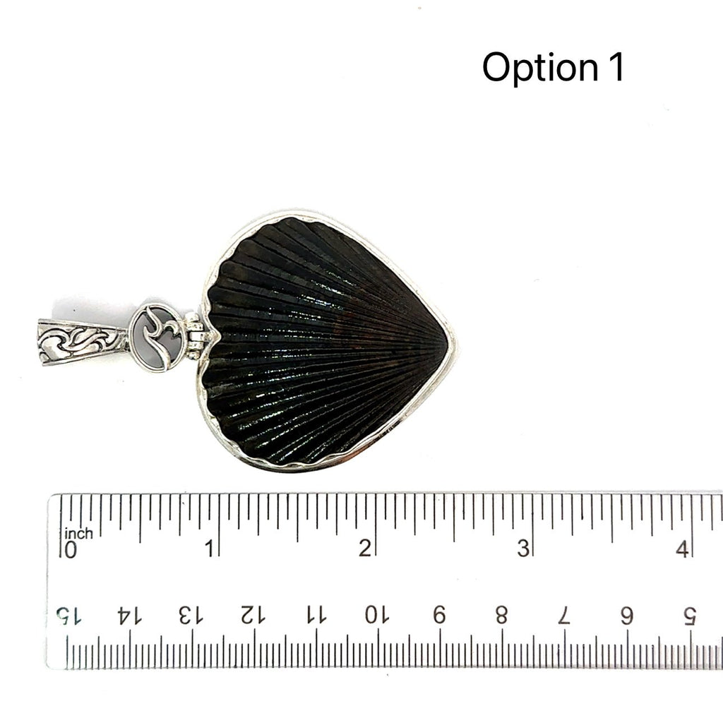 Black Scallop Heart Shaped Pendant - Ocean Soul