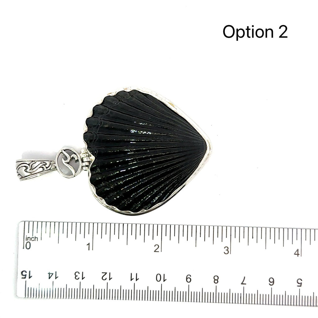 Black Scallop Heart Shaped Pendant - Ocean Soul