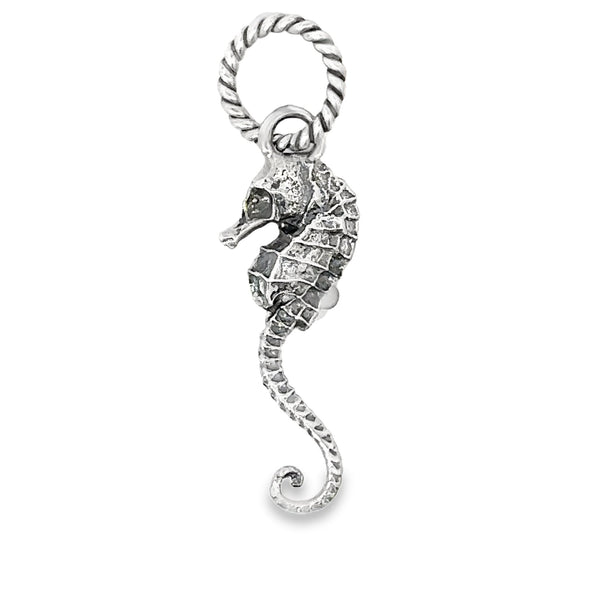 Elegant Seahorse Mini Pendant - Ocean Soul