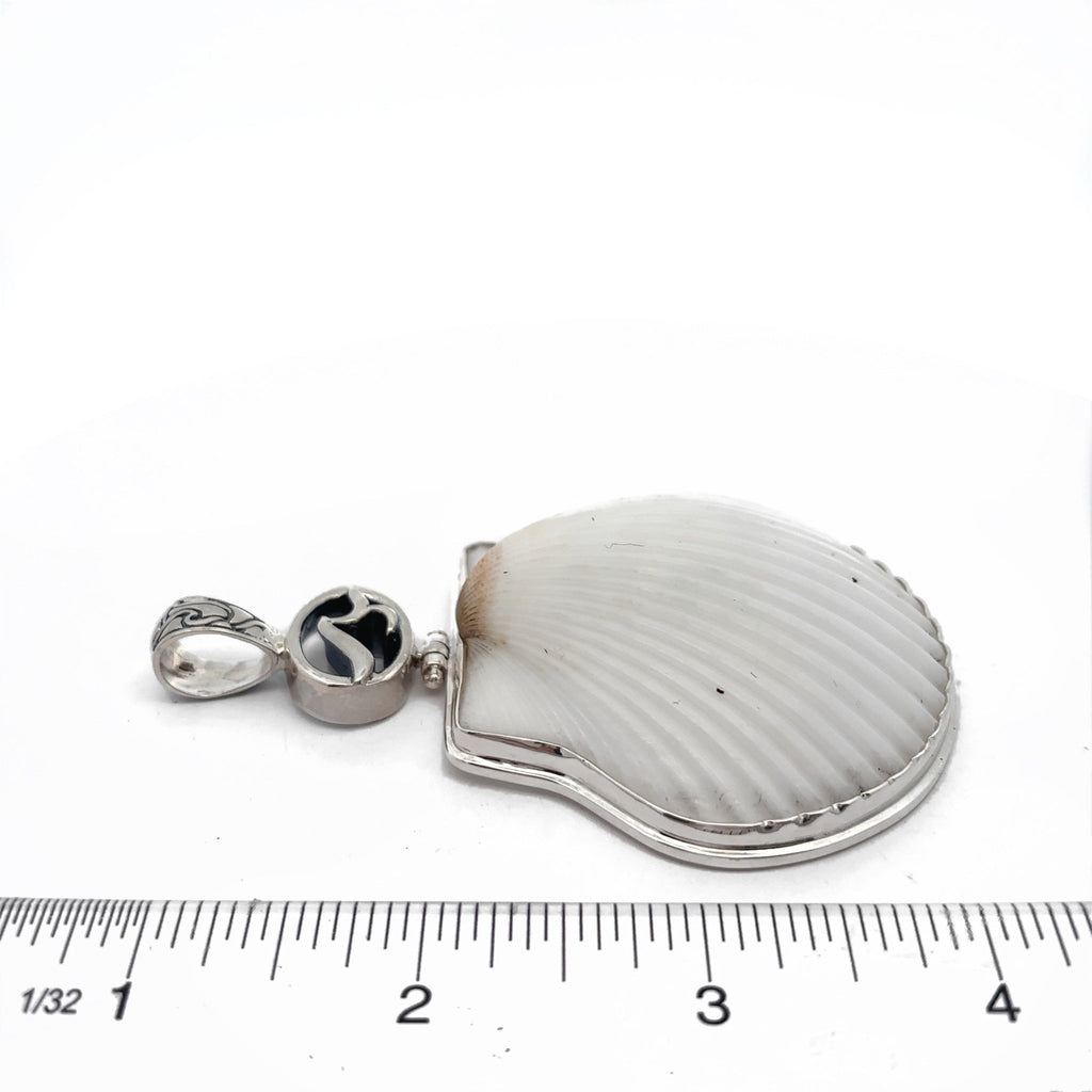 Large White Scallop Pendant - Ocean Soul