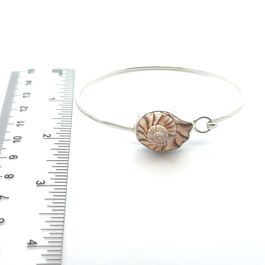 Lightning Whelk Hammered Hook Bracelet - Ocean Soul