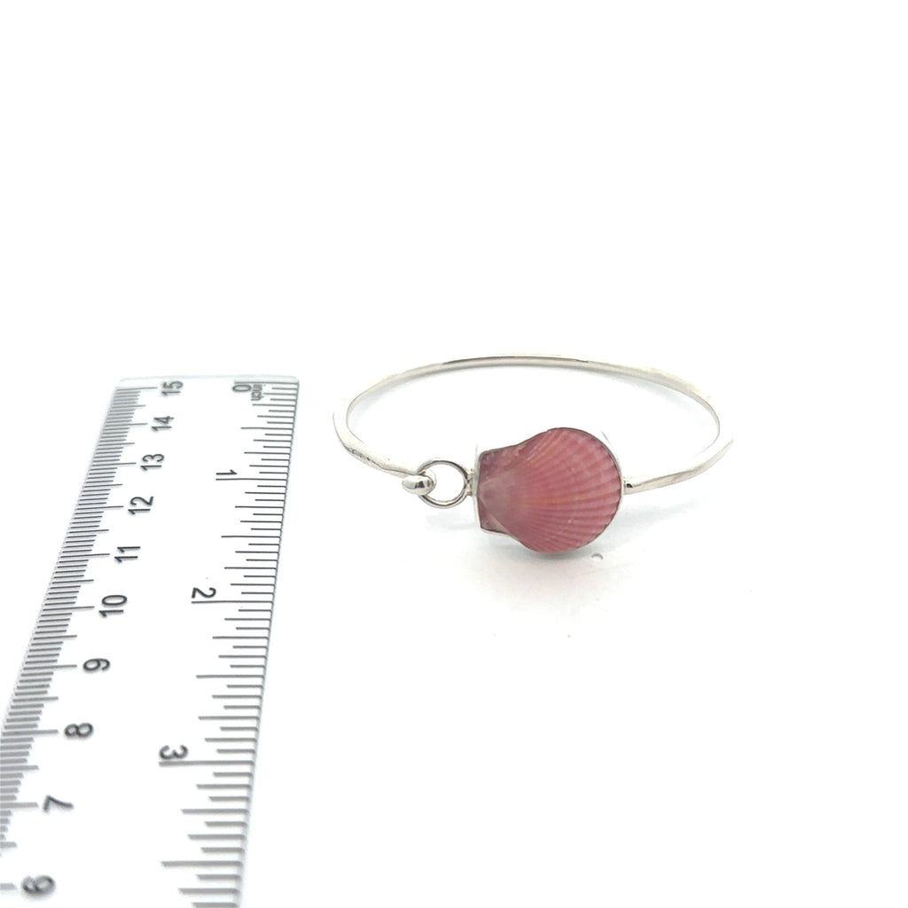 Scallop Shell Hammered Hook Bracelet - Ocean Soul