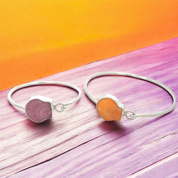 Scallop Shell Hammered Hook Bracelet - Ocean Soul