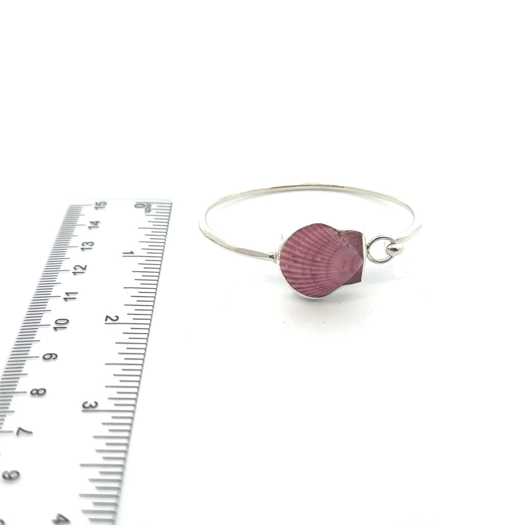 Scallop Shell Hammered Hook Bracelet - Ocean Soul