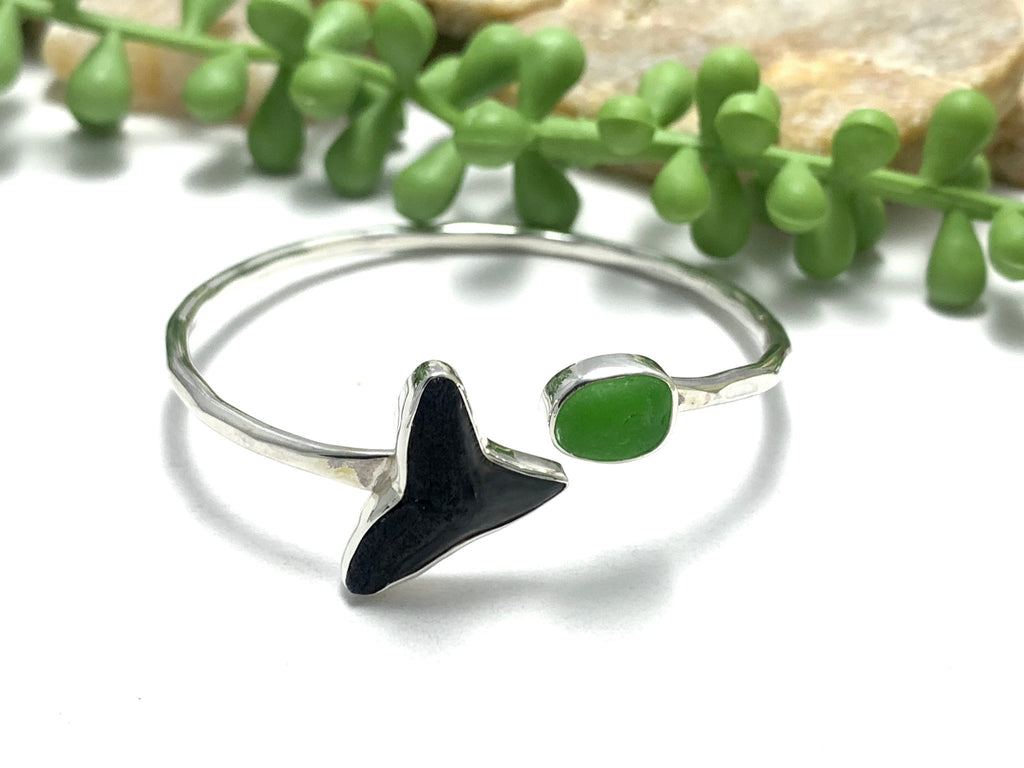 Kelly Green and Shark Tooth By-Pass Bracelet - Ocean Soul