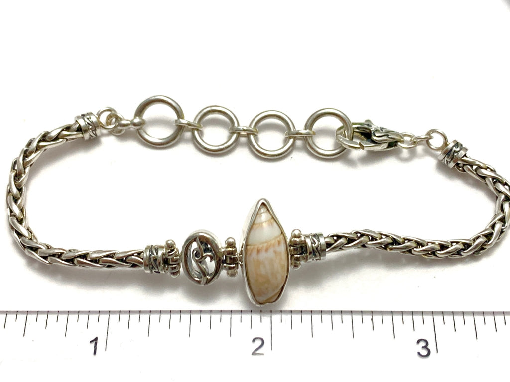 Olive on the Dainty Adjustable Chain Bracelet - Ocean Soul
