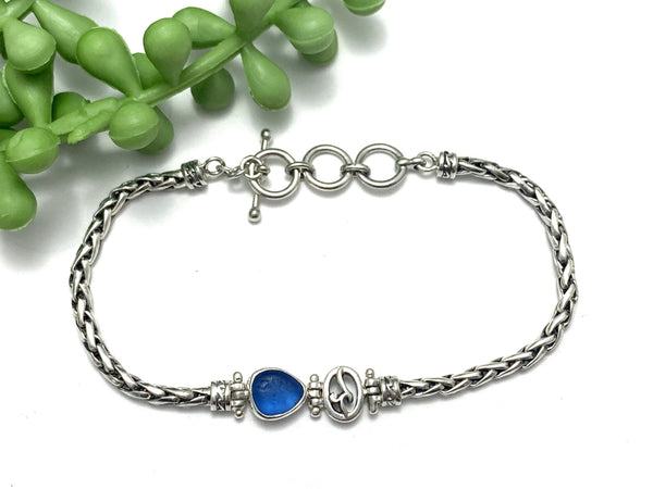 Sky Blue Sea Glass Dainty Adjustable Bracelet - Ocean Soul