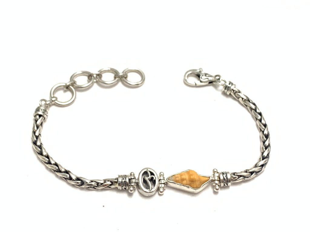 Tiny Horse Conch on Dainty Adjustable Bracelet - Ocean Soul